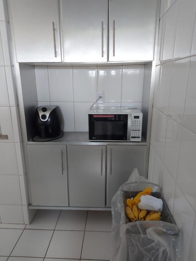 Apartamento Em Guarajuba 200M Da Praia Camaçari エクステリア 写真