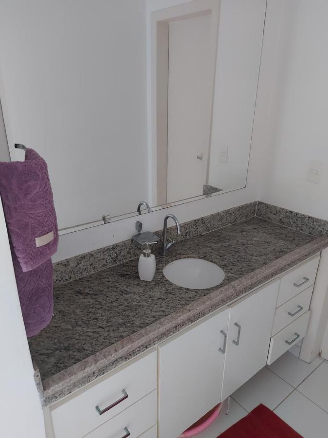 Apartamento Em Guarajuba 200M Da Praia Camaçari エクステリア 写真